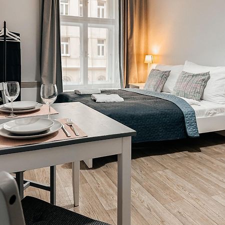 Elso Apartments プラハ エクステリア 写真