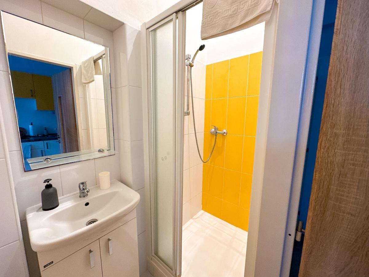 Elso Apartments プラハ エクステリア 写真