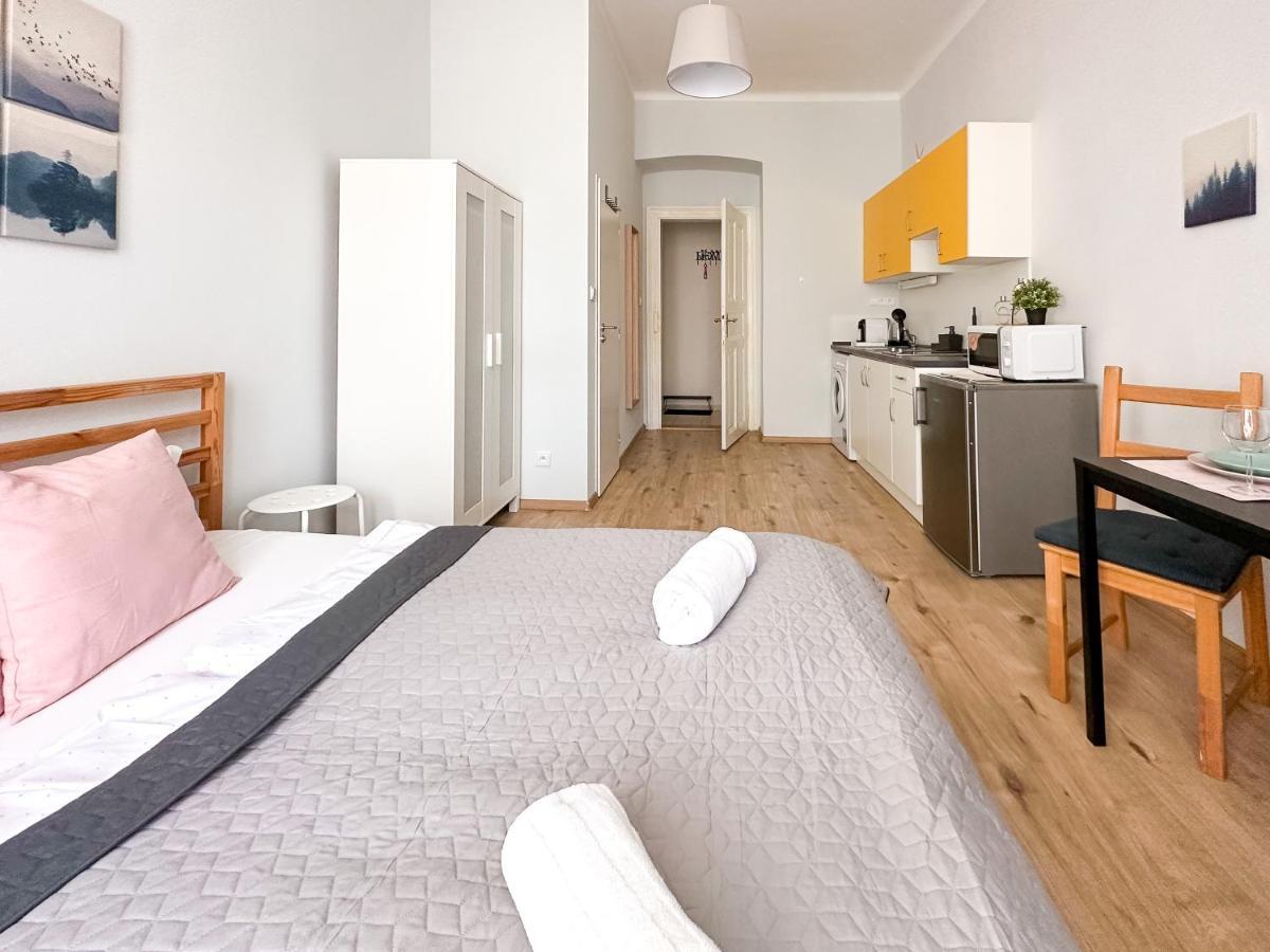 Elso Apartments プラハ エクステリア 写真