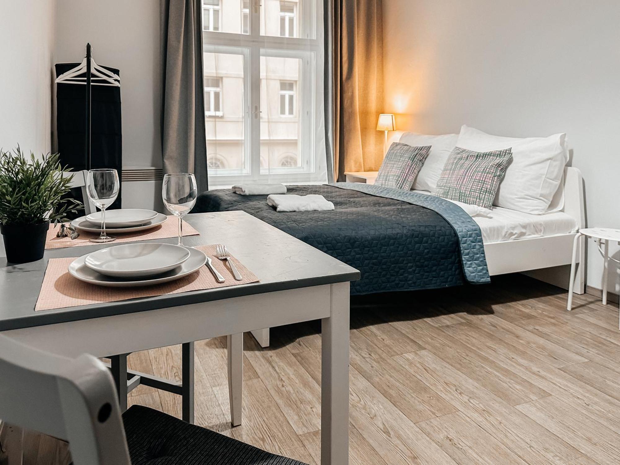 Elso Apartments プラハ エクステリア 写真